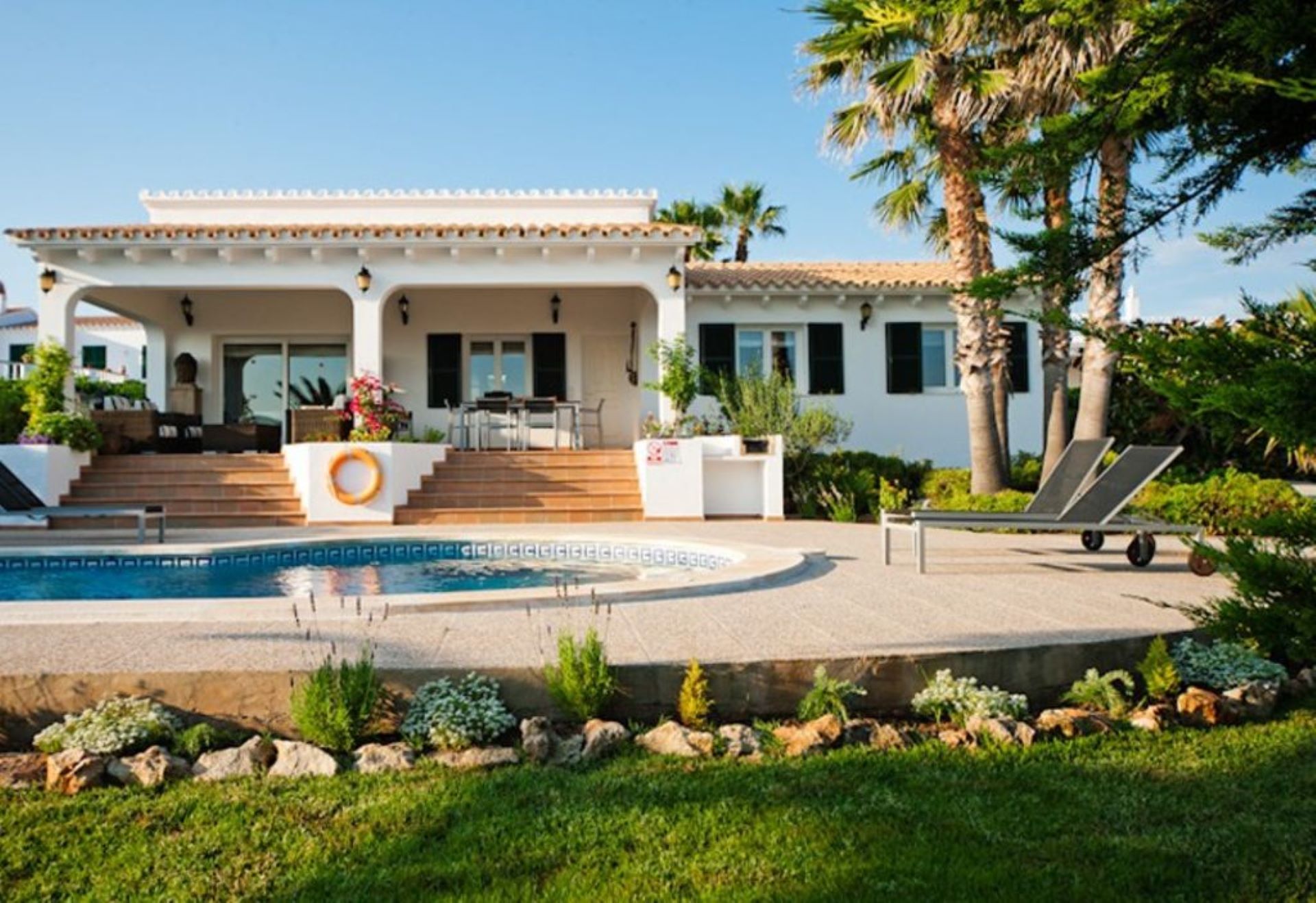 3 Bedroom Villa, Pool, 200m to Binibeca Beach | Villas Away